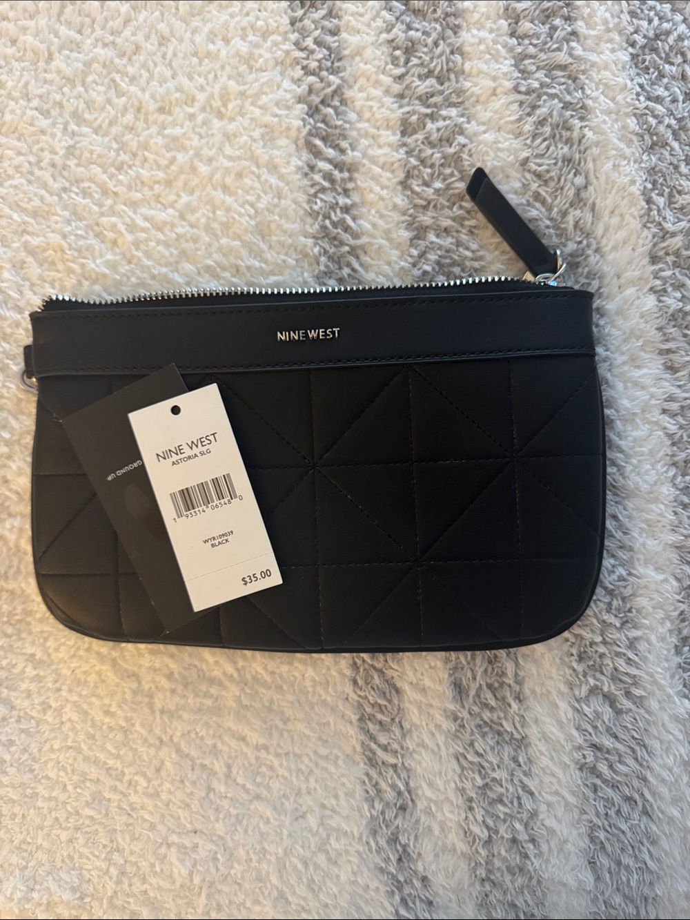 Nine West Black Quilted Wristlet
